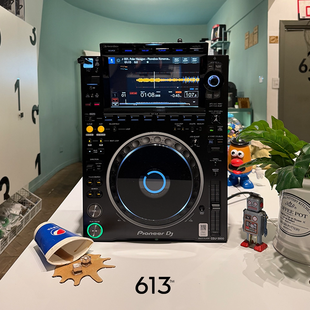 Estudio 613 - Pioneer CDJ 3000 Estudio 613 - Pioneer CDJ 3000