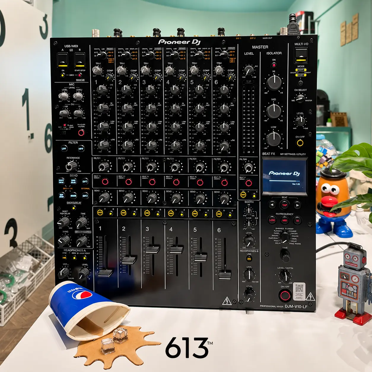 djm_v10_lf_estudio613