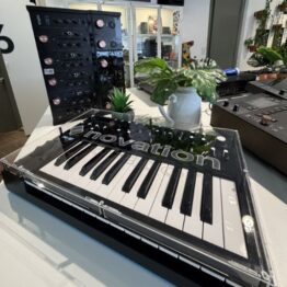 Dustcover NOVATION Basstation